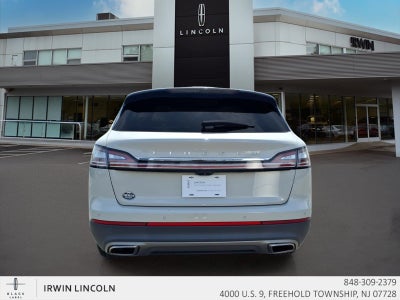2022 Lincoln Nautilus Reserve