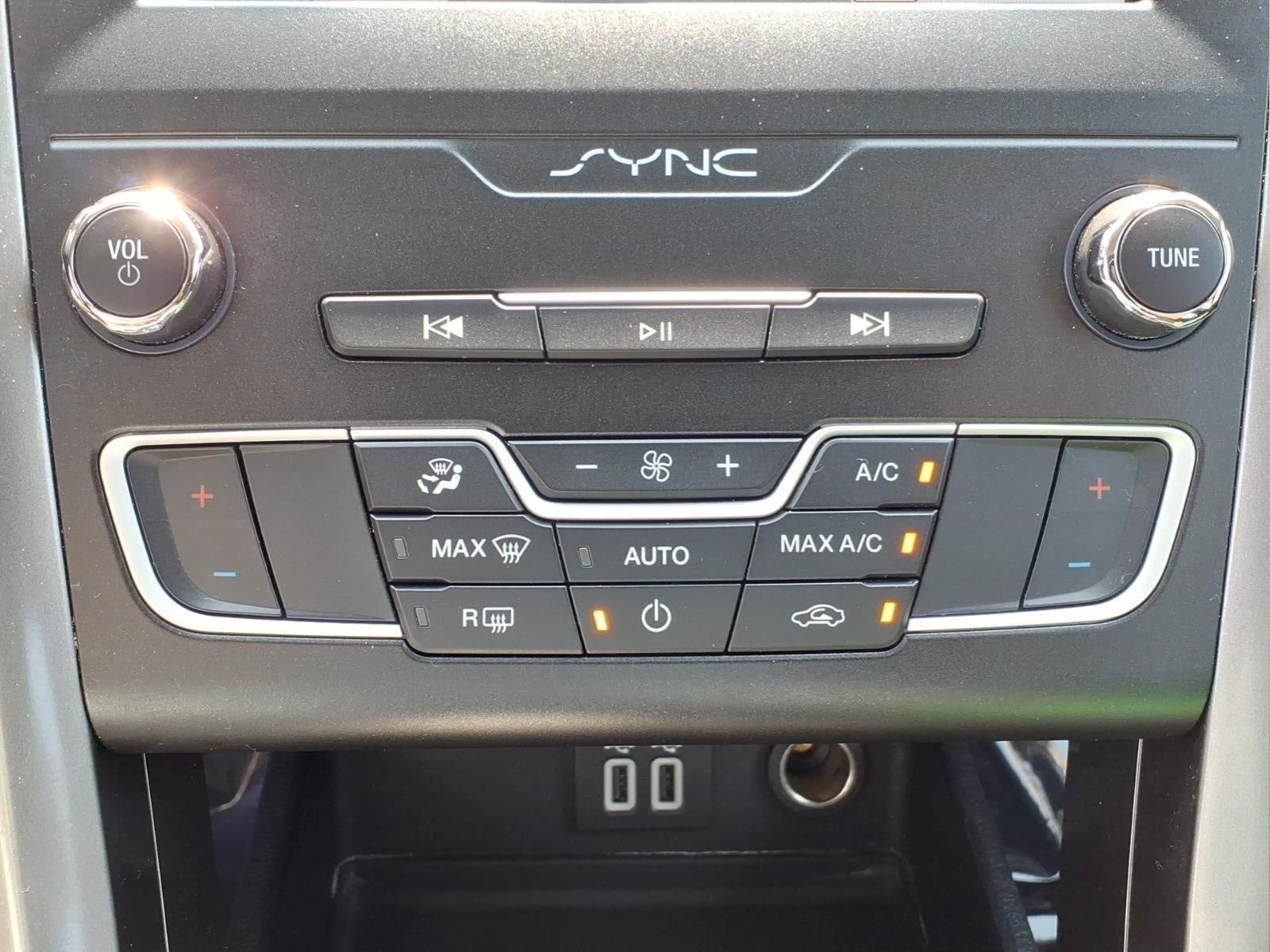 2019 Ford Fusion Hybrid SE