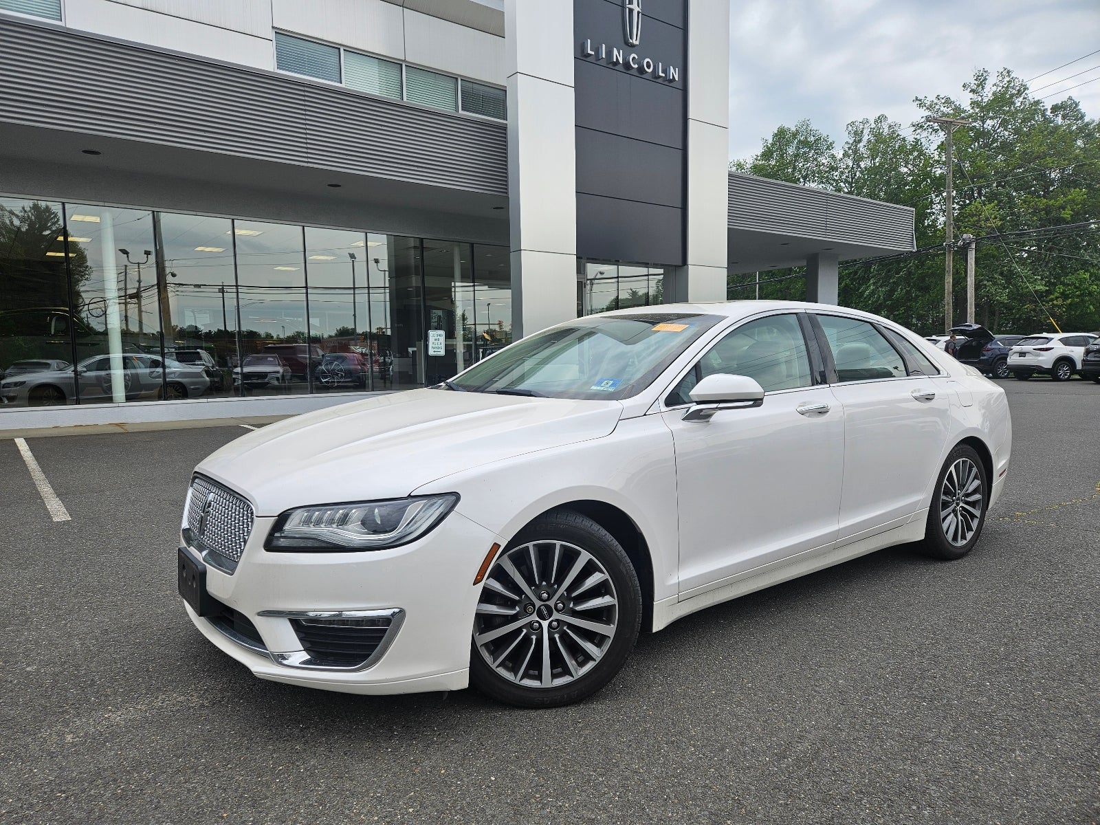 2018 Lincoln MKZ Select