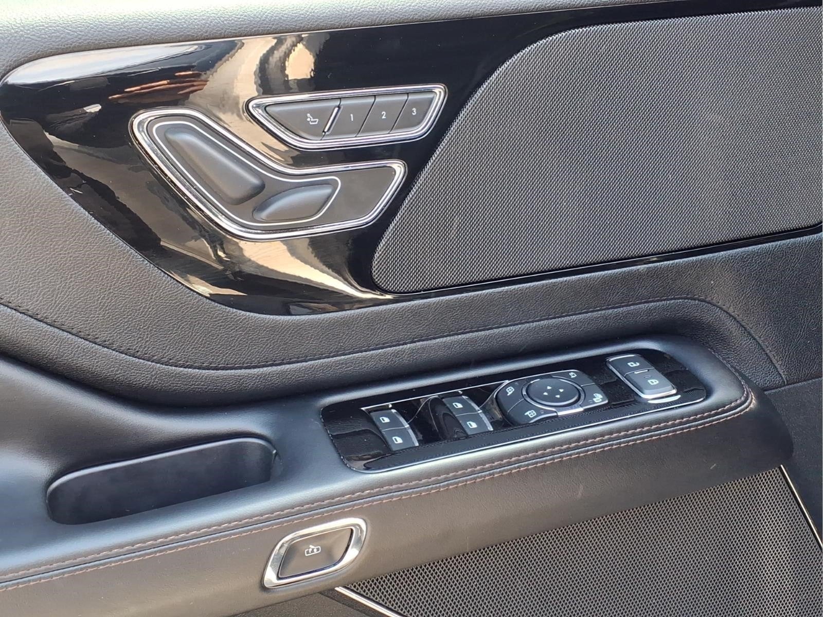 2023 Lincoln Aviator Standard