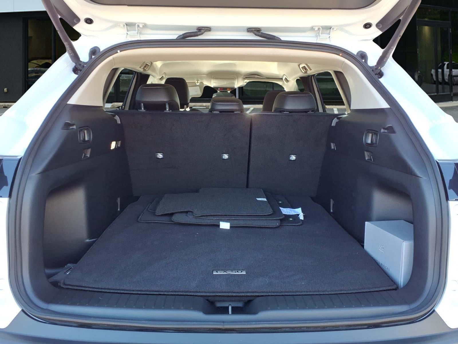 2025 Mazda Mazda CX-50 2.5 S Preferred Package