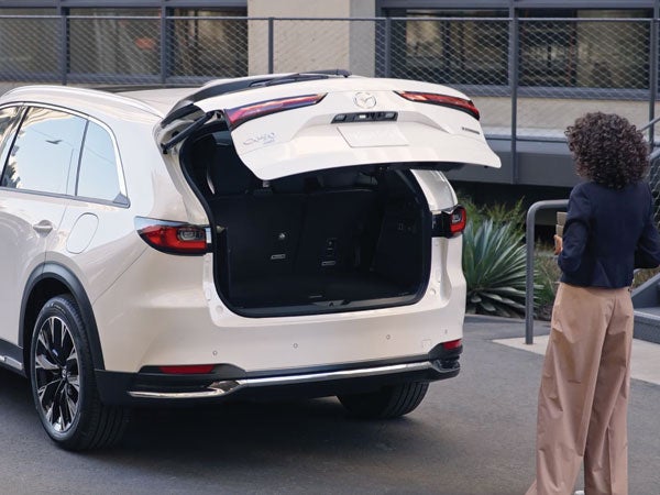 Irwin Mazda in Freehold Township NJ